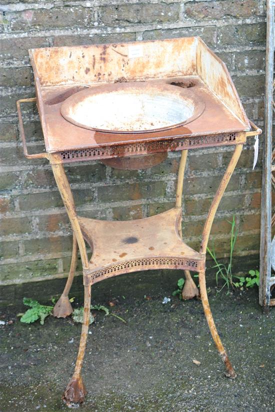Victorian tin and iron washstand (distressed)(-)
